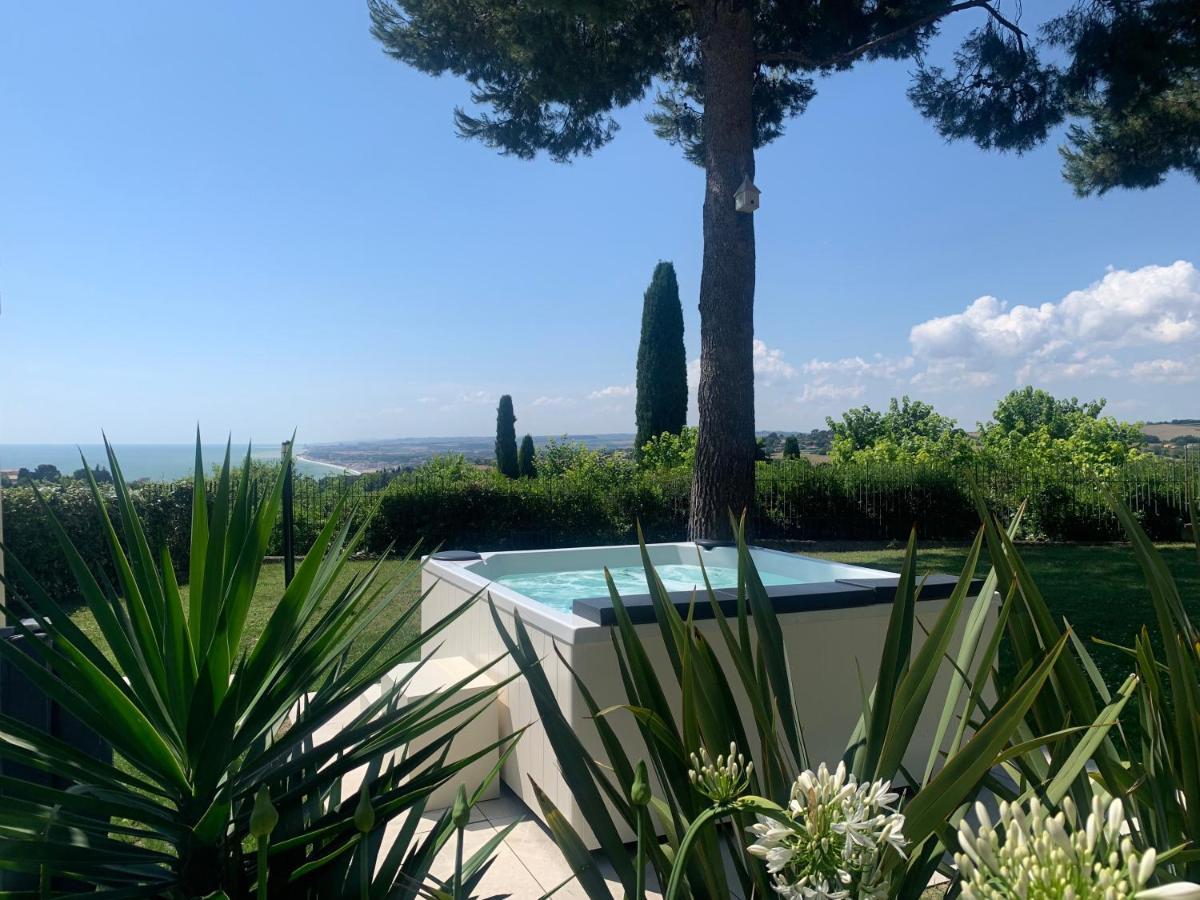 Bed and Breakfast Tra Gli Alberi E Il Mare Sirolo Zewnętrze zdjęcie