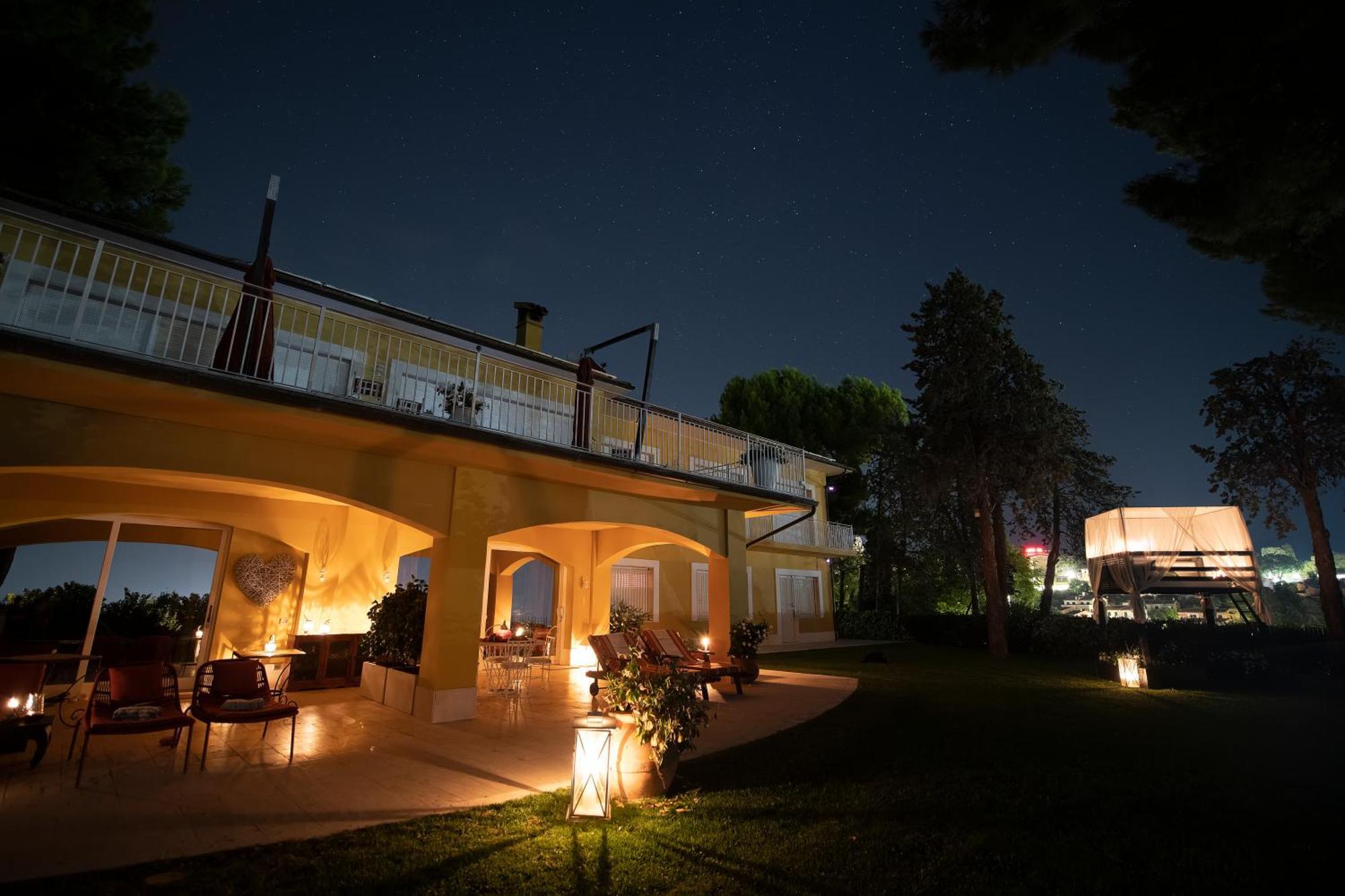 Bed and Breakfast Tra Gli Alberi E Il Mare Sirolo Zewnętrze zdjęcie