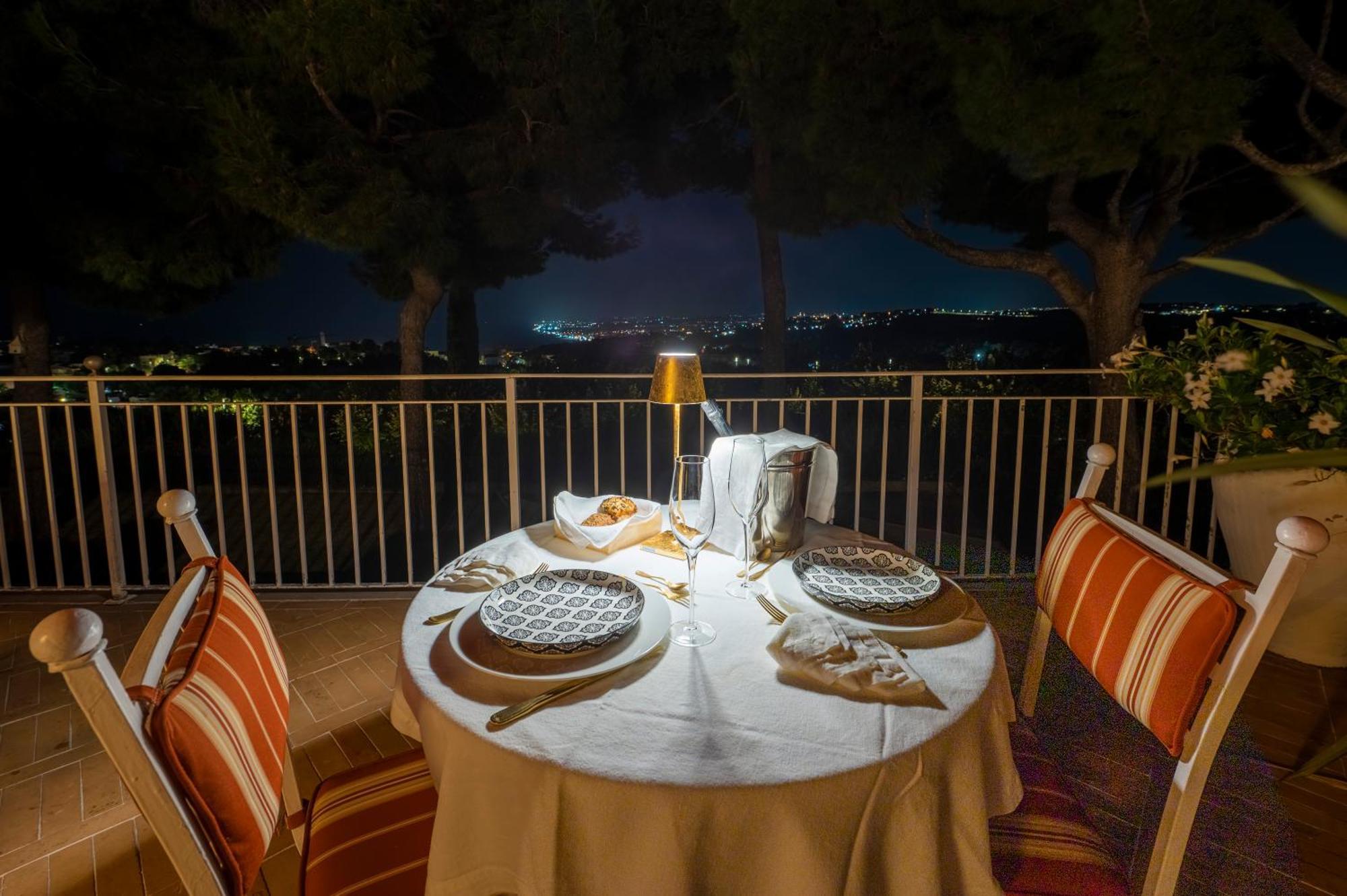 Bed and Breakfast Tra Gli Alberi E Il Mare Sirolo Zewnętrze zdjęcie
