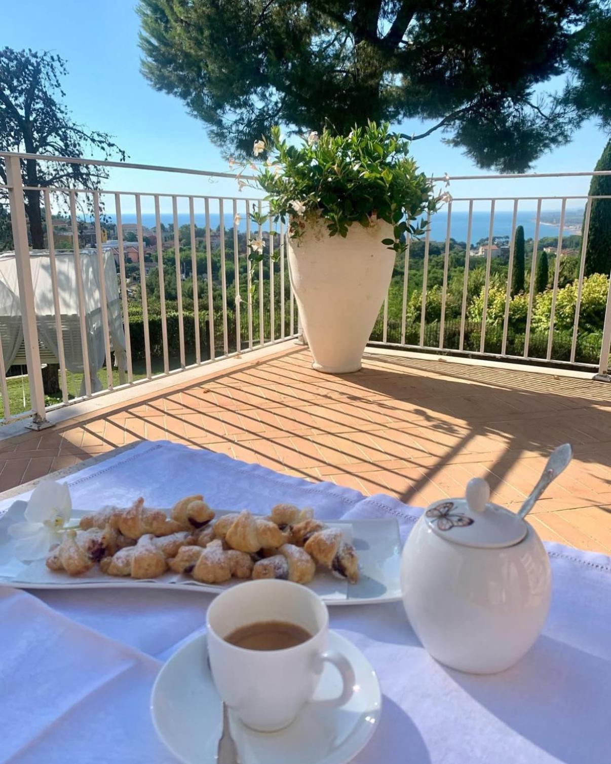 Bed and Breakfast Tra Gli Alberi E Il Mare Sirolo Zewnętrze zdjęcie